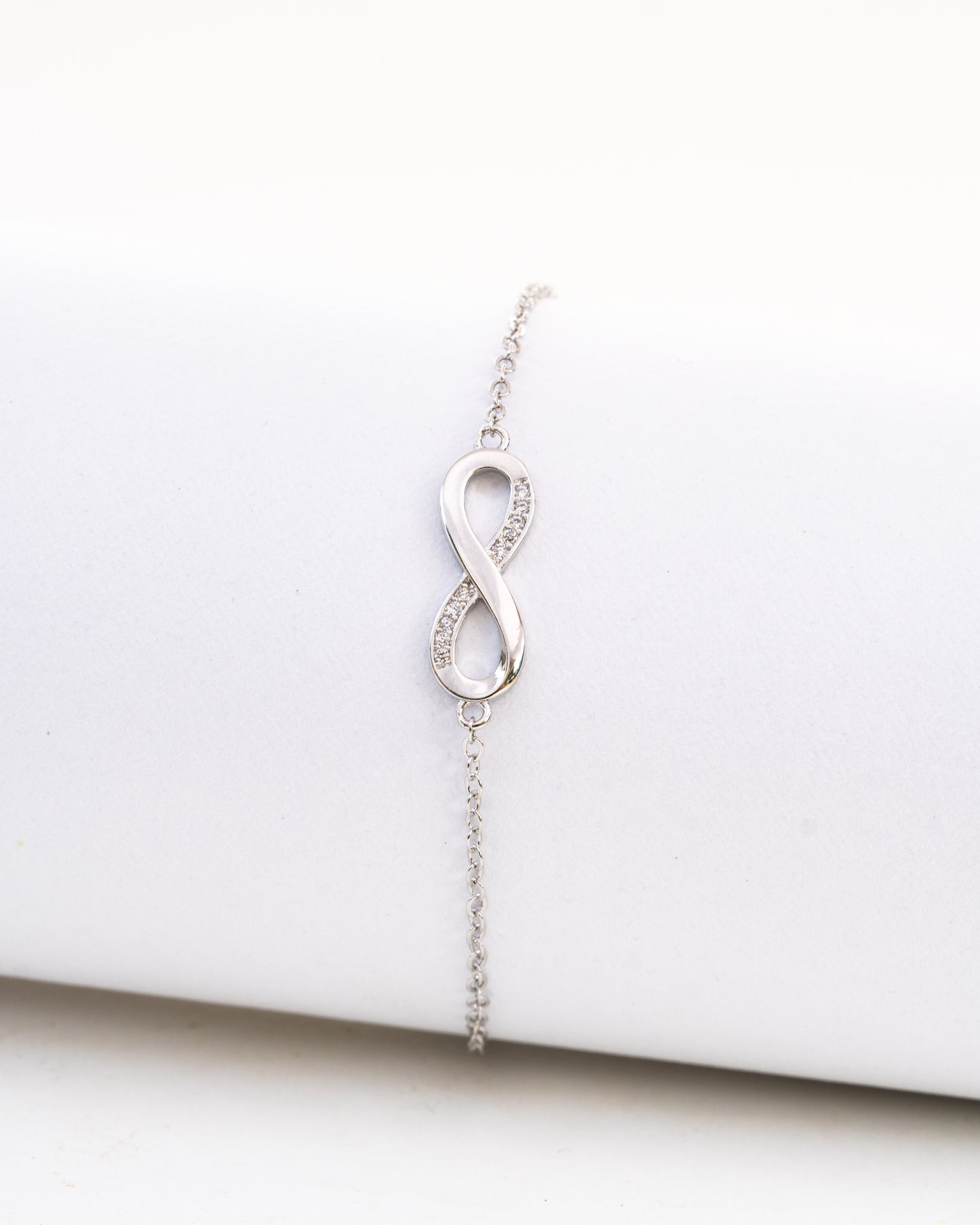 Crystal Infinity Chain Bracelet - Sterling Silver Anti-Tarnish