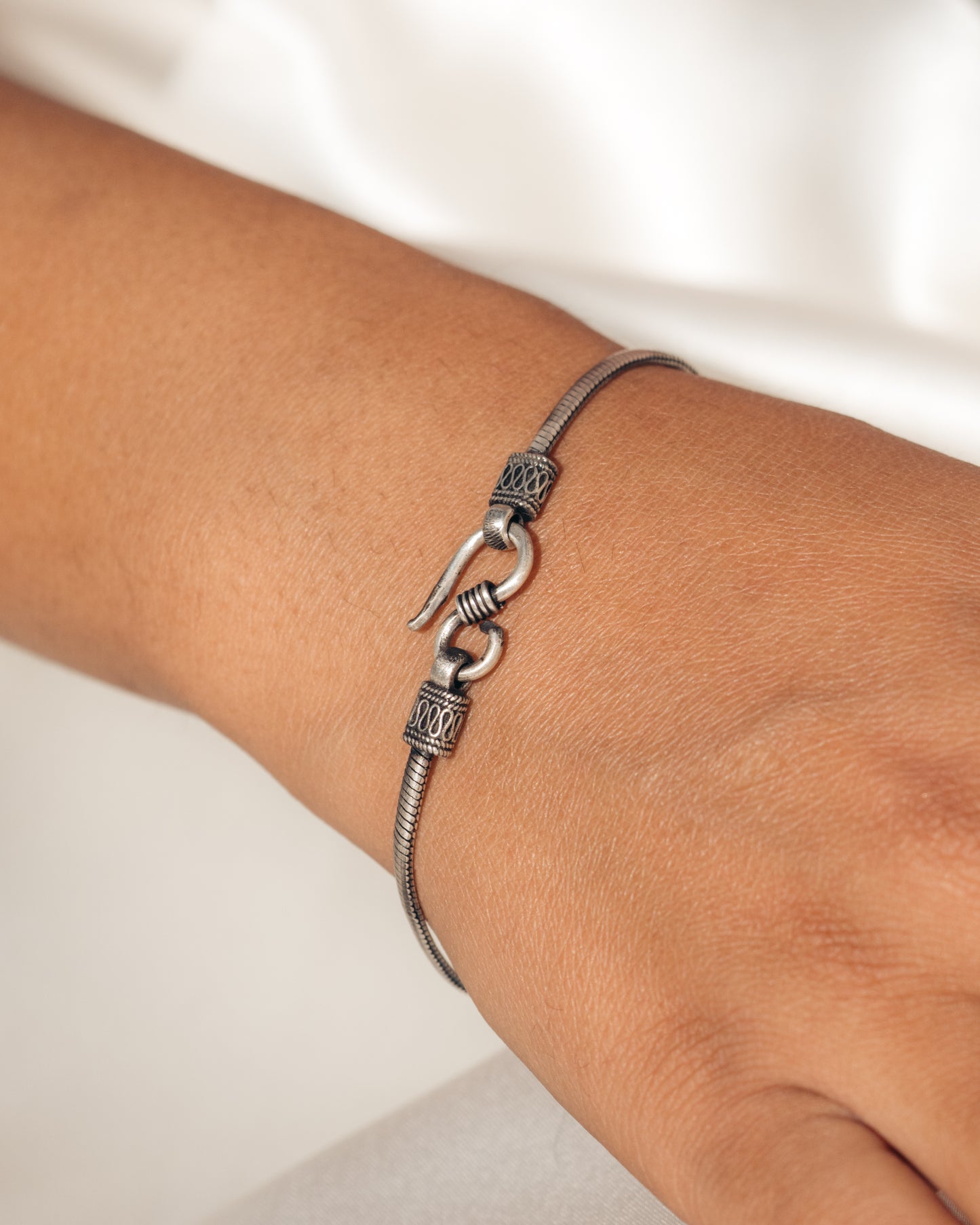 Handcrafted 925 Sterling Silver Snake Chain Bracelet - Elegant Jewelry